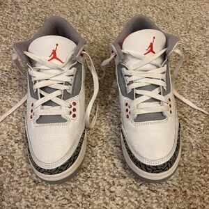 Air Jordan 3 Retro GS 'Fire Red' boys size 6 sneakers